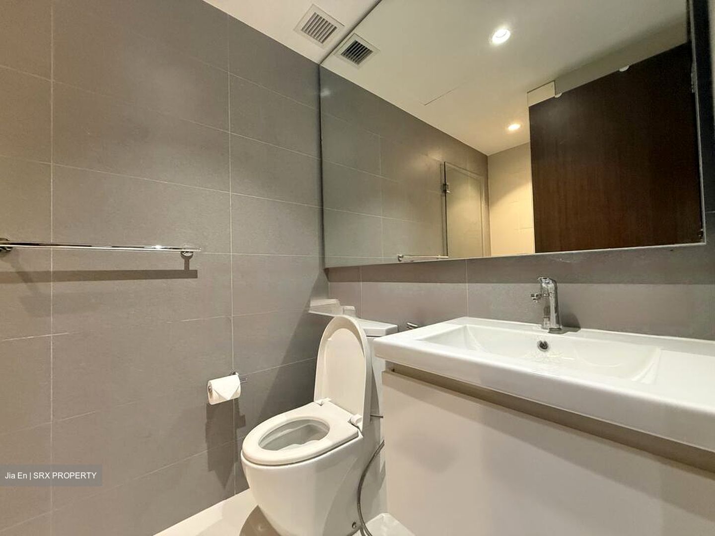 Ecopolitan (D19), Condominium #476233081